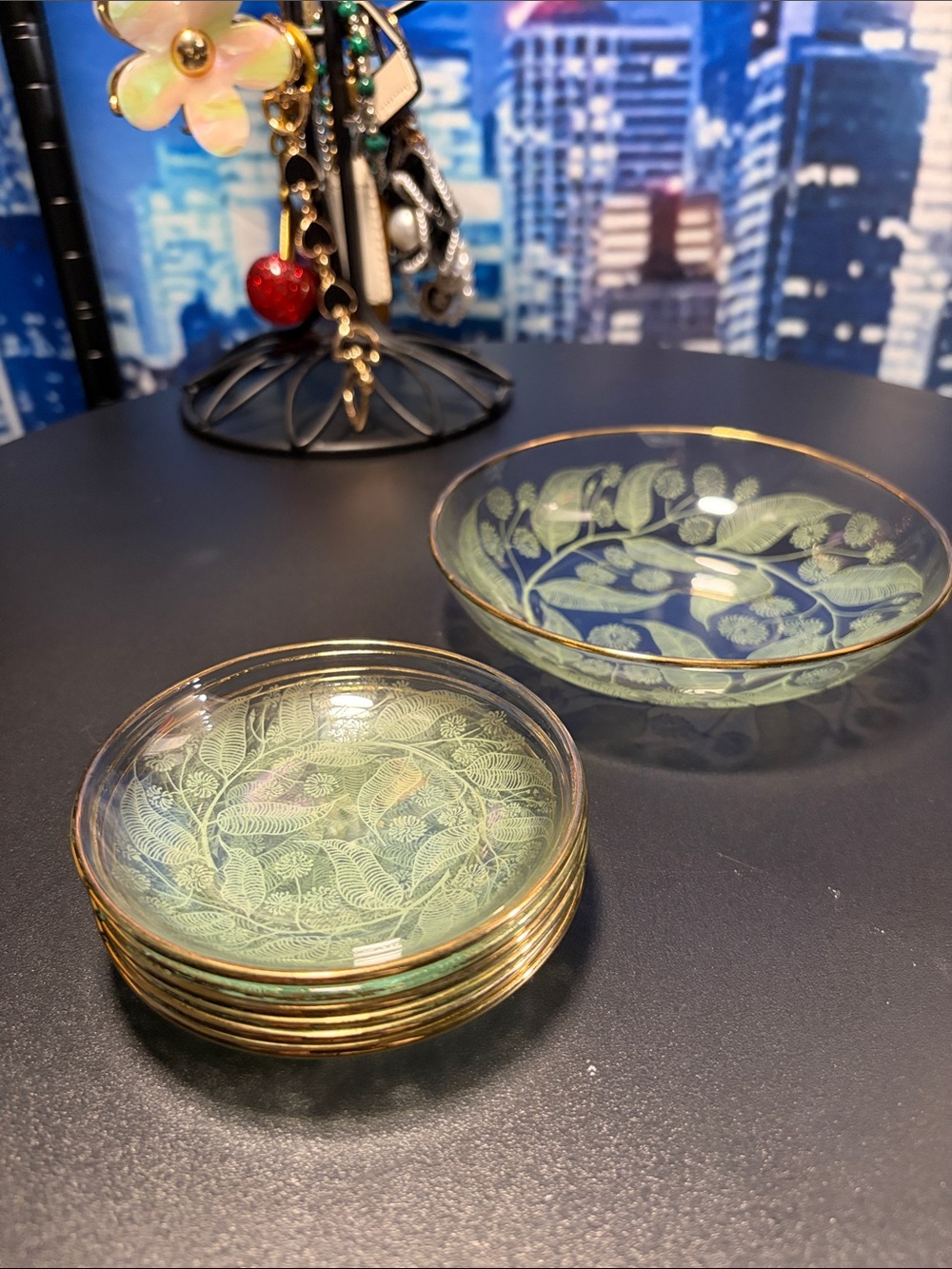 Vintage Glass Leaf Pattern Coasters and Bowl - Green with Gold Trim